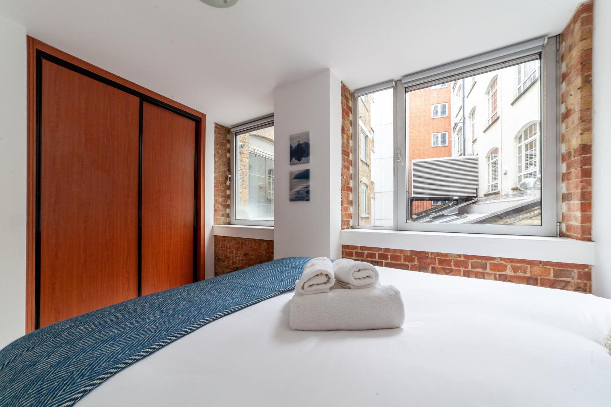 Elegance & Chic Design - 2-Bedroom Haven Londra Esterno foto