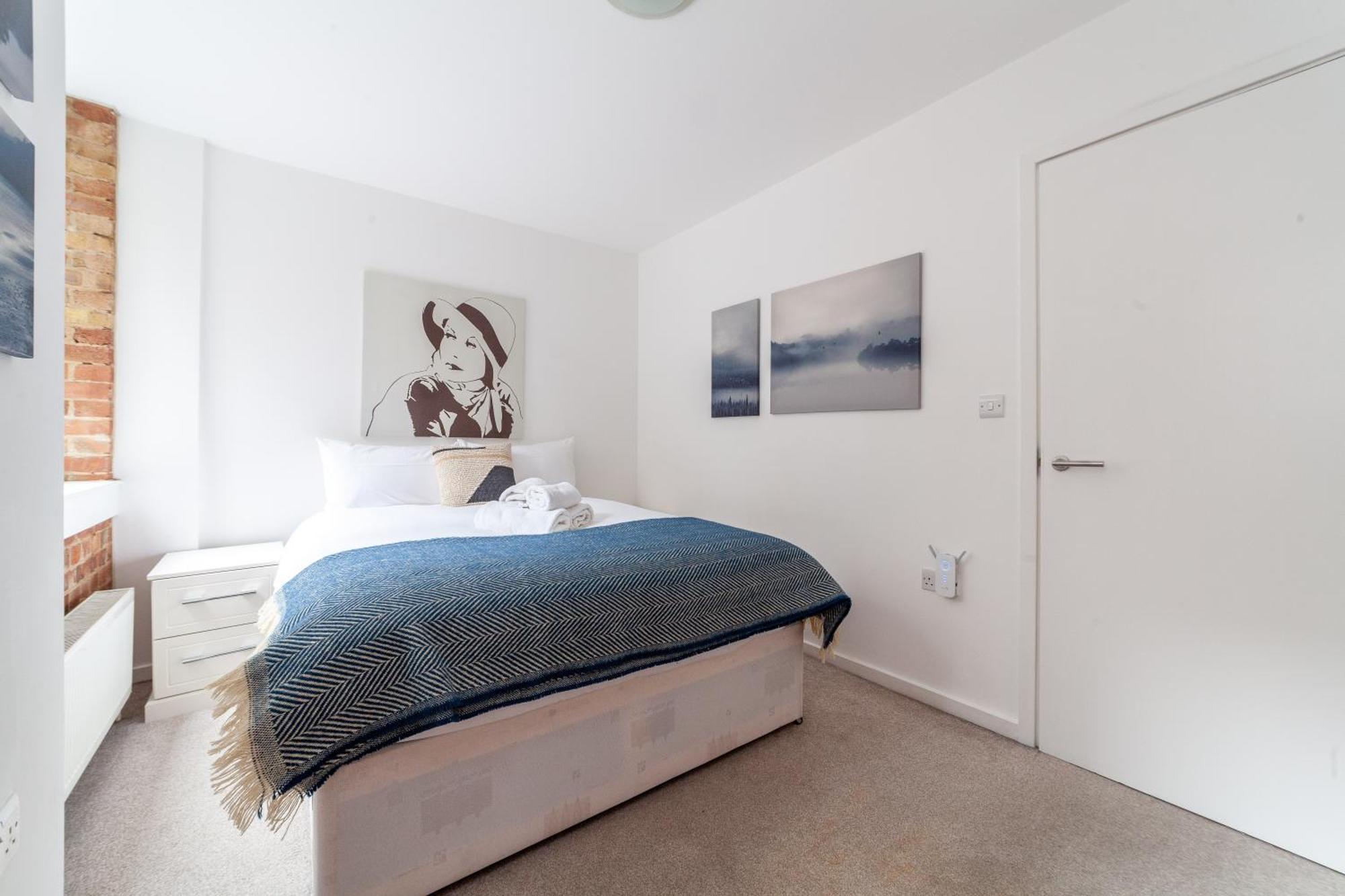 Elegance & Chic Design - 2-Bedroom Haven Londra Esterno foto